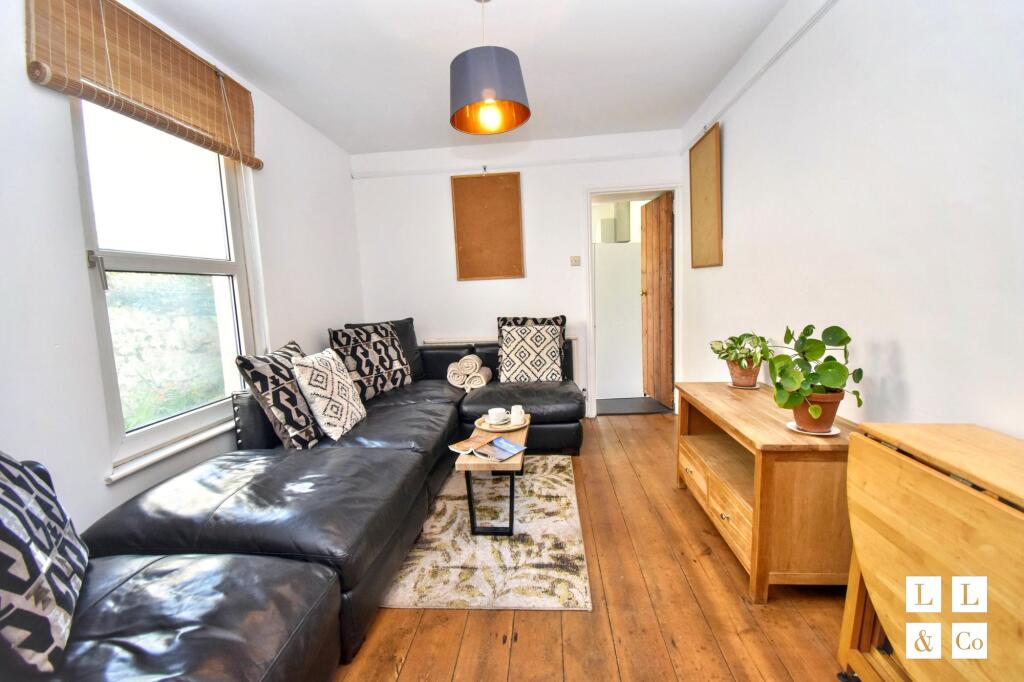 House in Truro - View 5