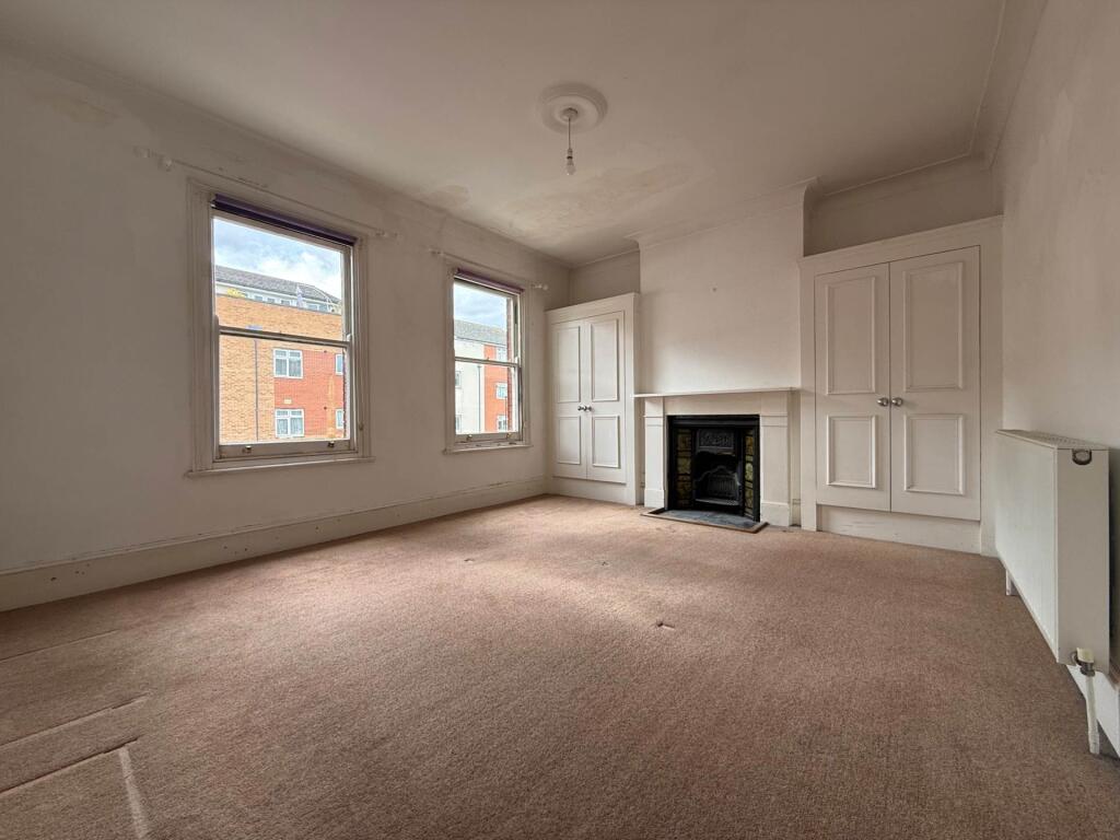 Wickham Lane, London ** 3D FLOORPLAN AVAILABLE ** - More