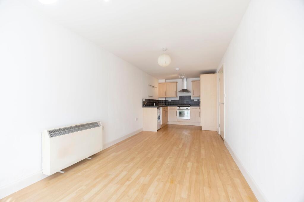 19 St Pauls Street South, Cheltenham, GL50 photo 4