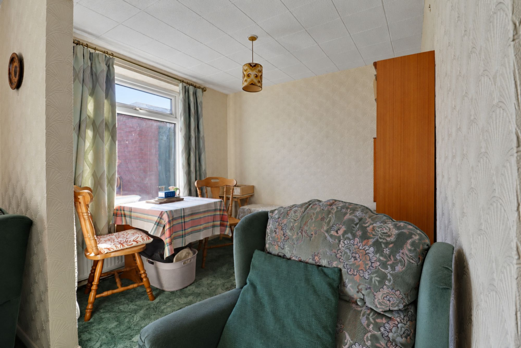 House in Doncaster - View 4