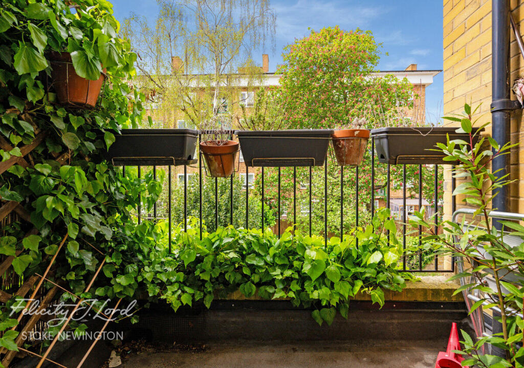 Main image of property: Nevill Road, London N16