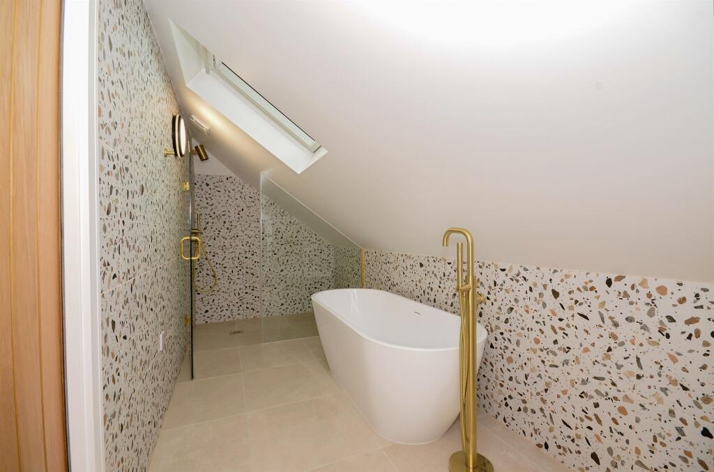 Additional image 12 of Mount Pleasant Lane, Bricket Wood, St. Albans