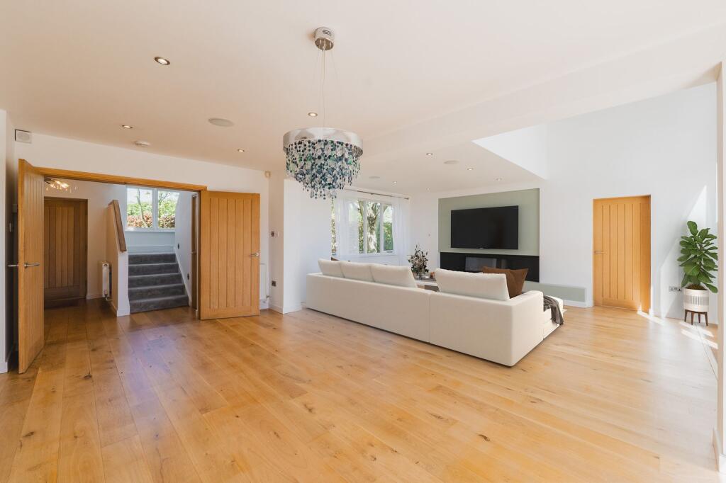 8 Southlands, Holmes Chapel, CW4 7EU photo 4