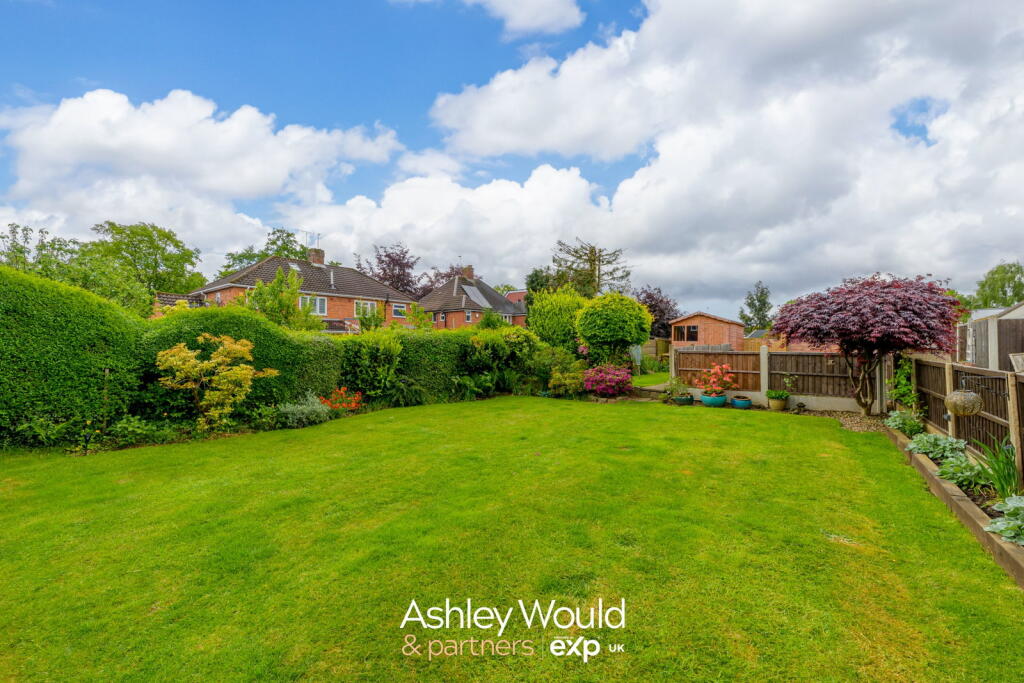 House in Dudley, West Midlands - View 2