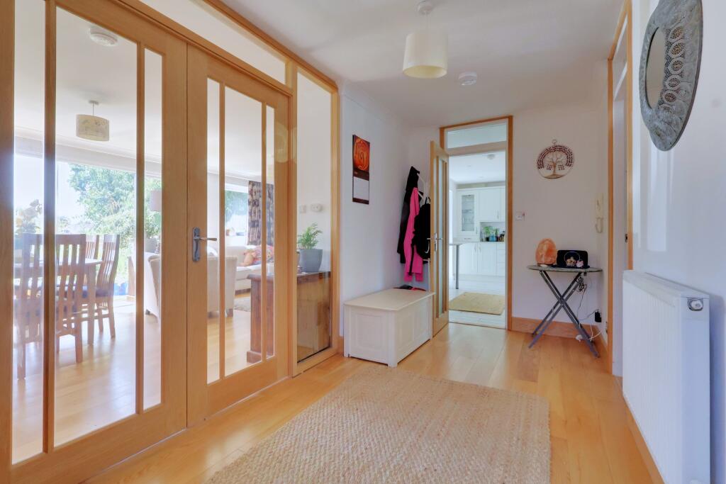 House in Havant, South Hayling - View 2