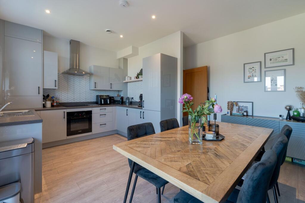 Graven Hill Road, Ambrosden, OX25 - View 3