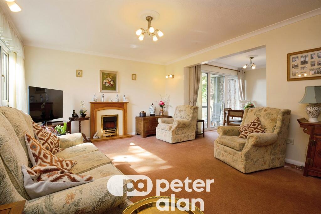Apartment in Newport, Graig - View 3