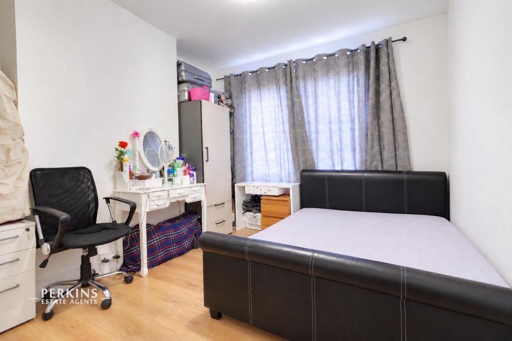 House in Harrow - View 3