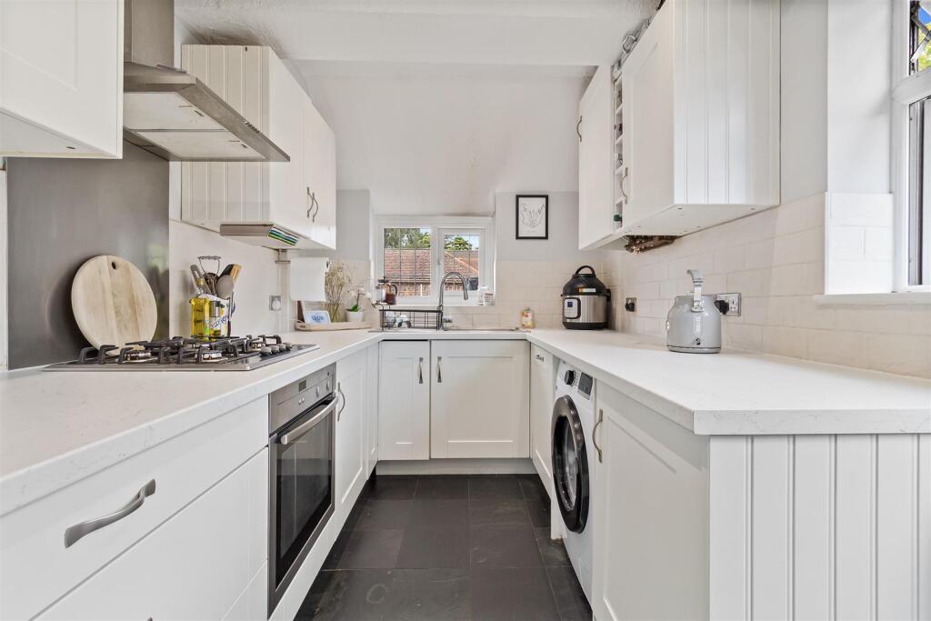 House in Worthing, West Sussex - View 4