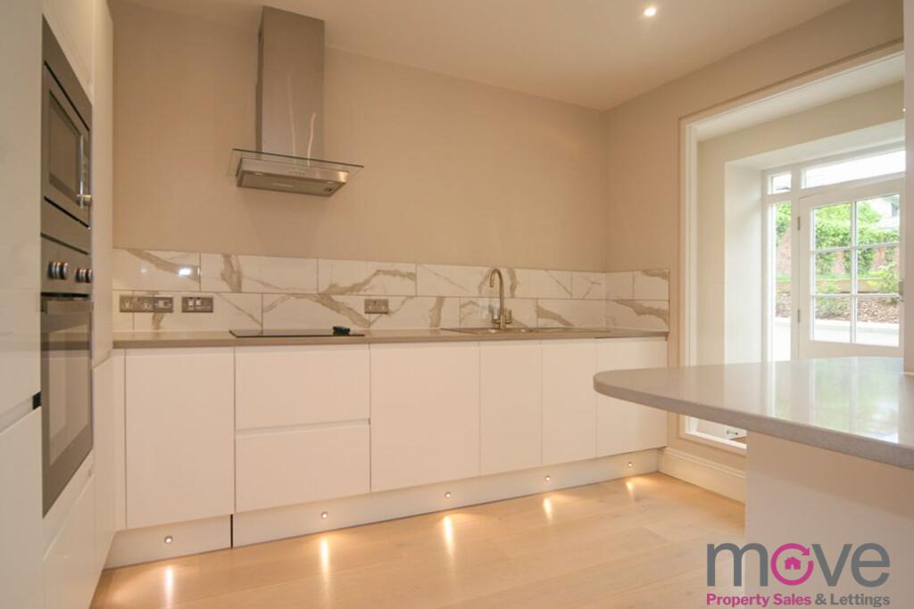 Apartment in Cheltenham, Warden Hill, Tivoli - View 4