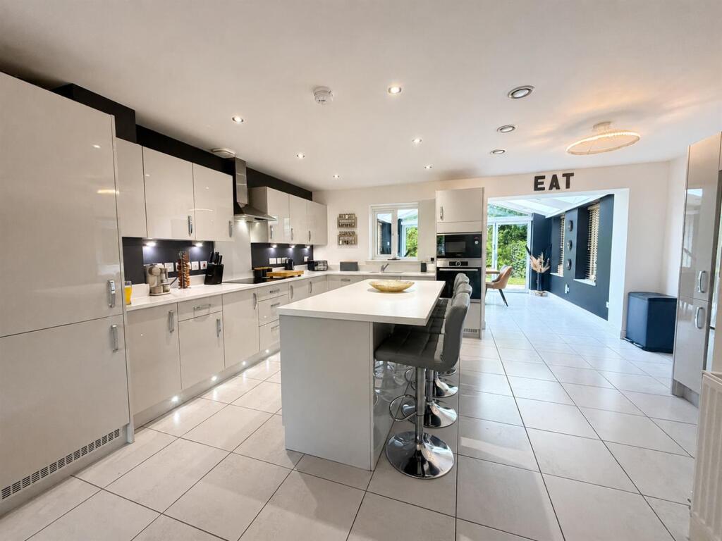 House in York - View 3