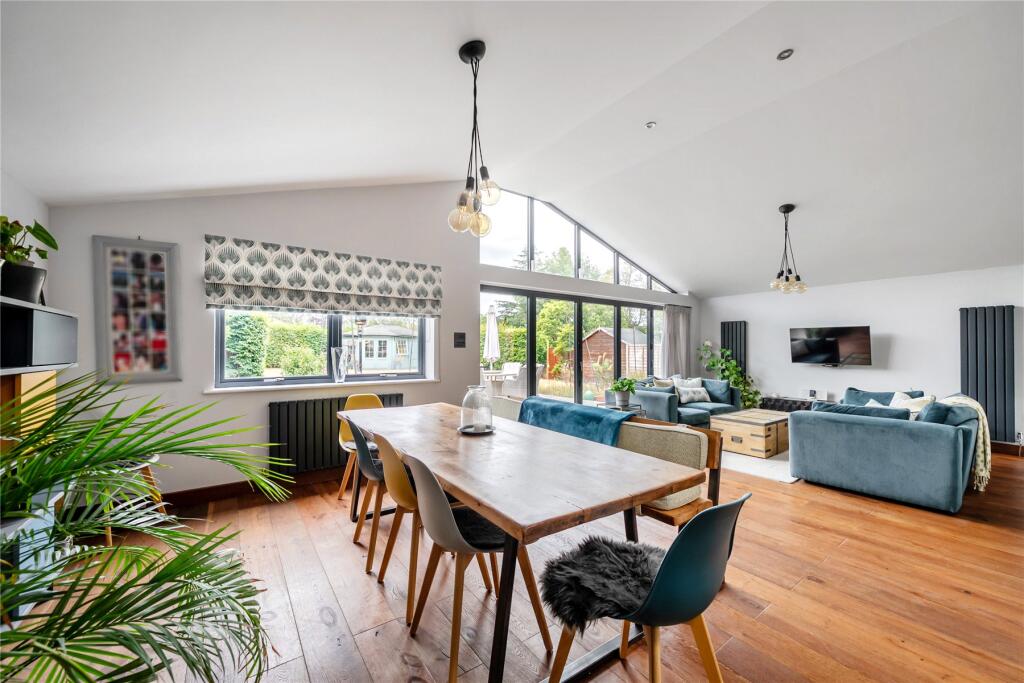 House in Guildford - View 5