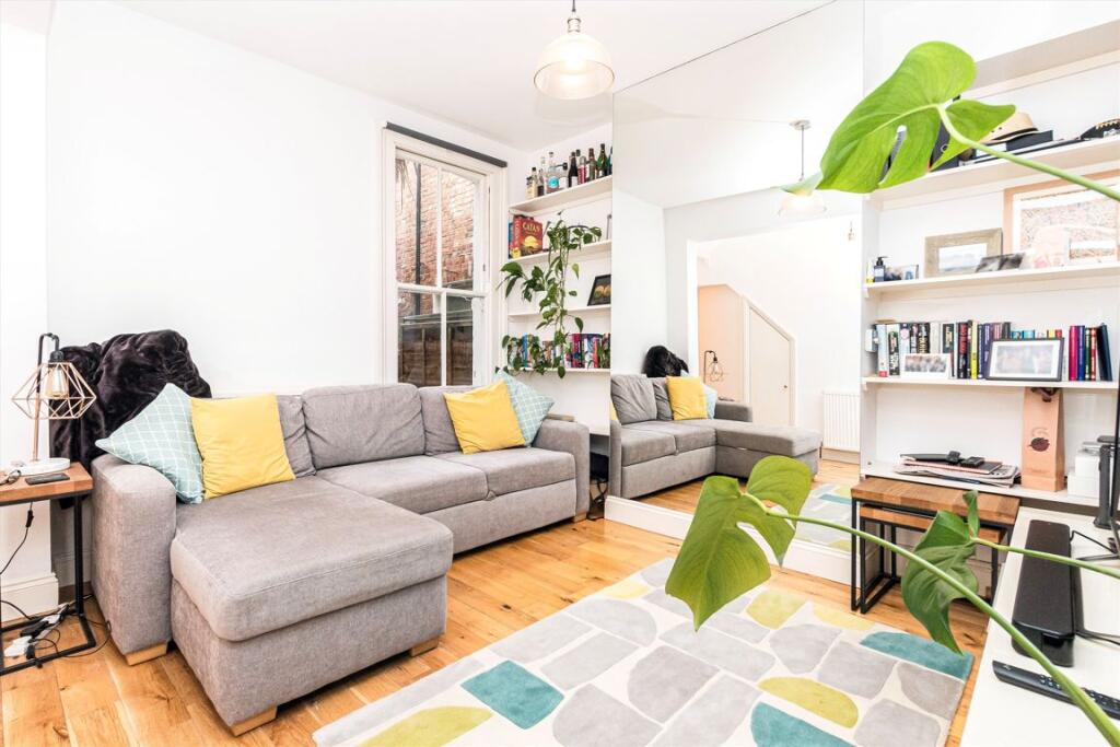 Apartment in London - View 2