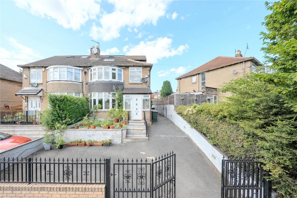 Main image of property: Easterly Road, Oakwood, Leeds