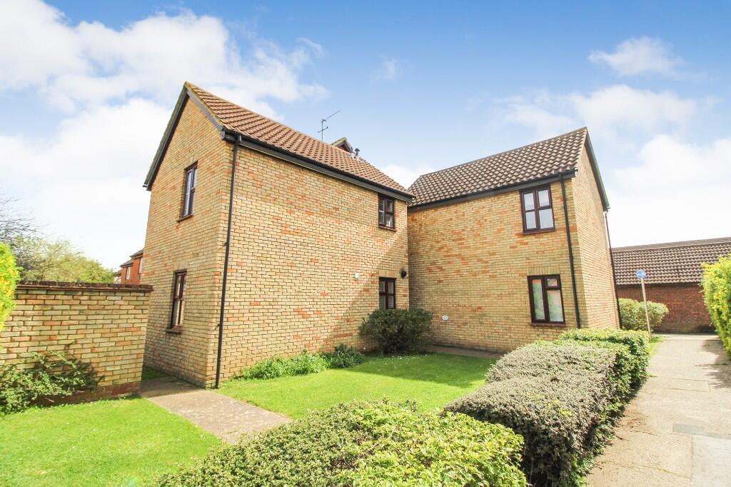 Main image of property: Spencer Court, CM3