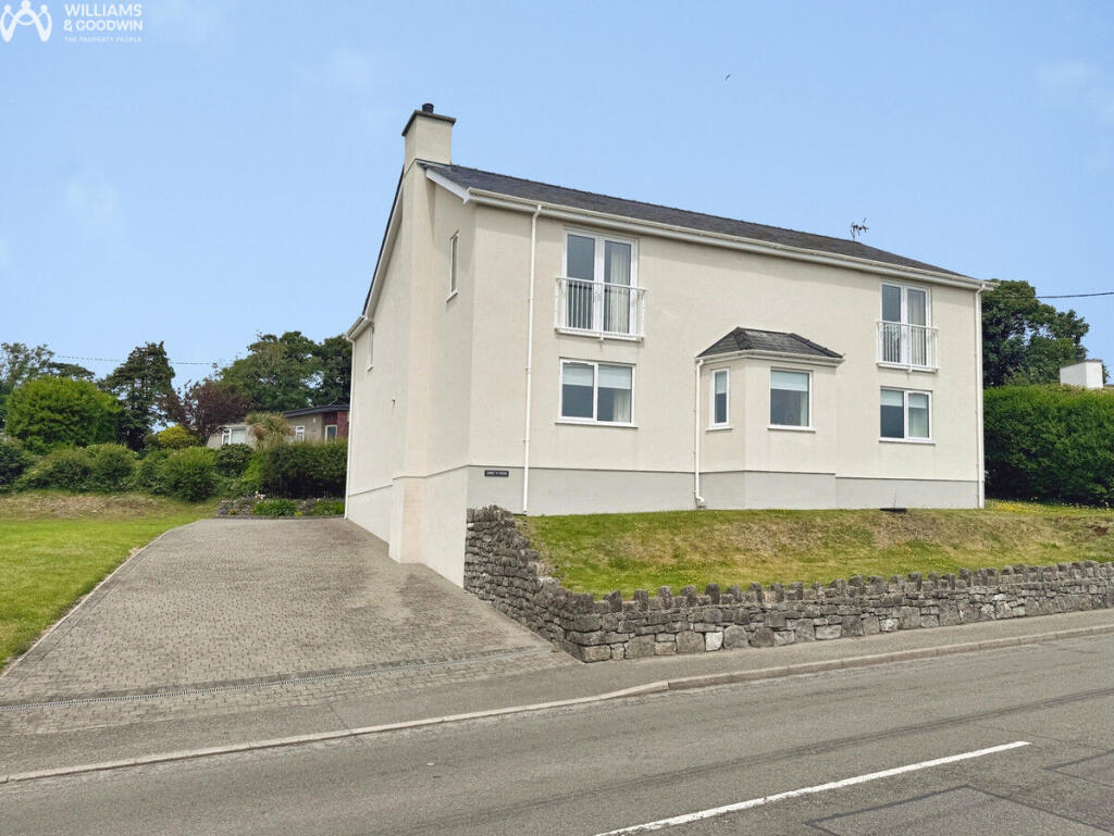 3-bed detached on Holyhead Road, Gwalchmai, Anglesey, LL65, £550,000
