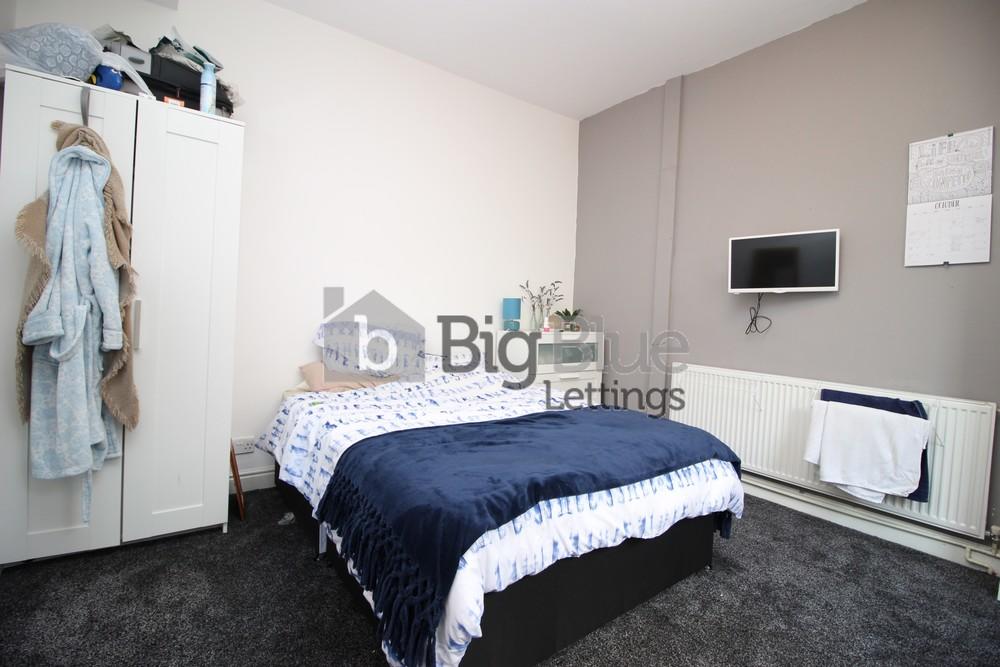 2 John Street, Hyde Parl **VIEW VIRTUAL TOUR** - View 3