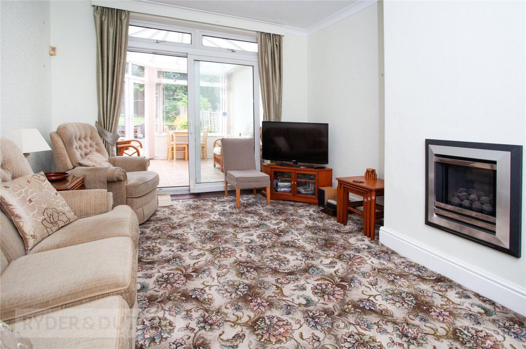 House in Oldham, Cowlishaw, Royley - View 4