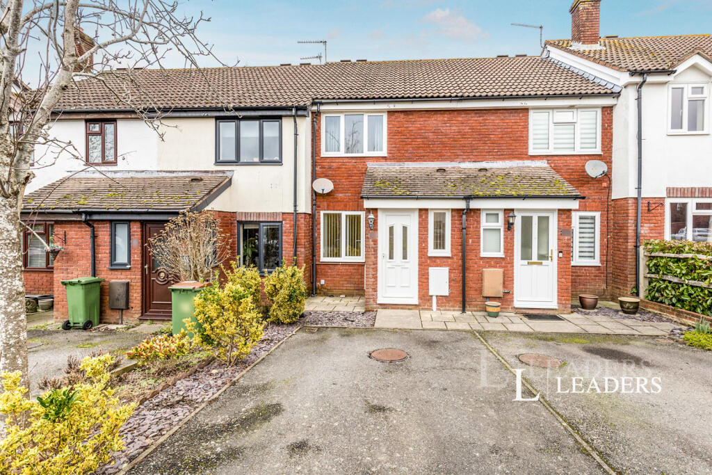Main image of property: Earlswood Close, Horsham, West Sussex, RH13