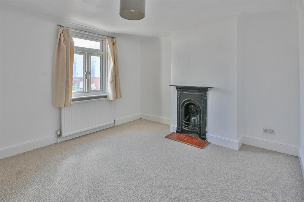 House in Brentwood, Warley - View 5