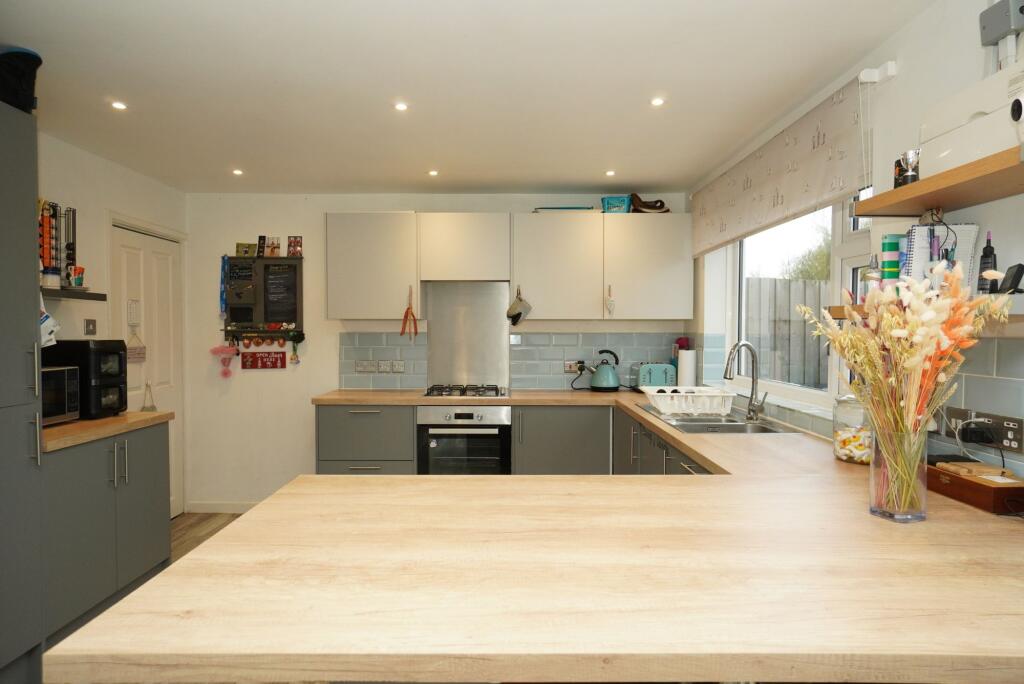 Stirling Avenue, Loughborough, LE11 photo 3