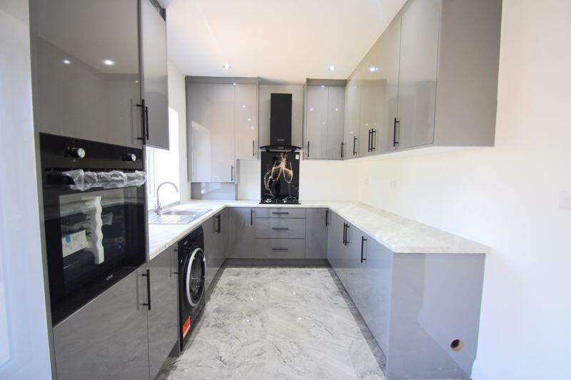 House in Harrow - View 5
