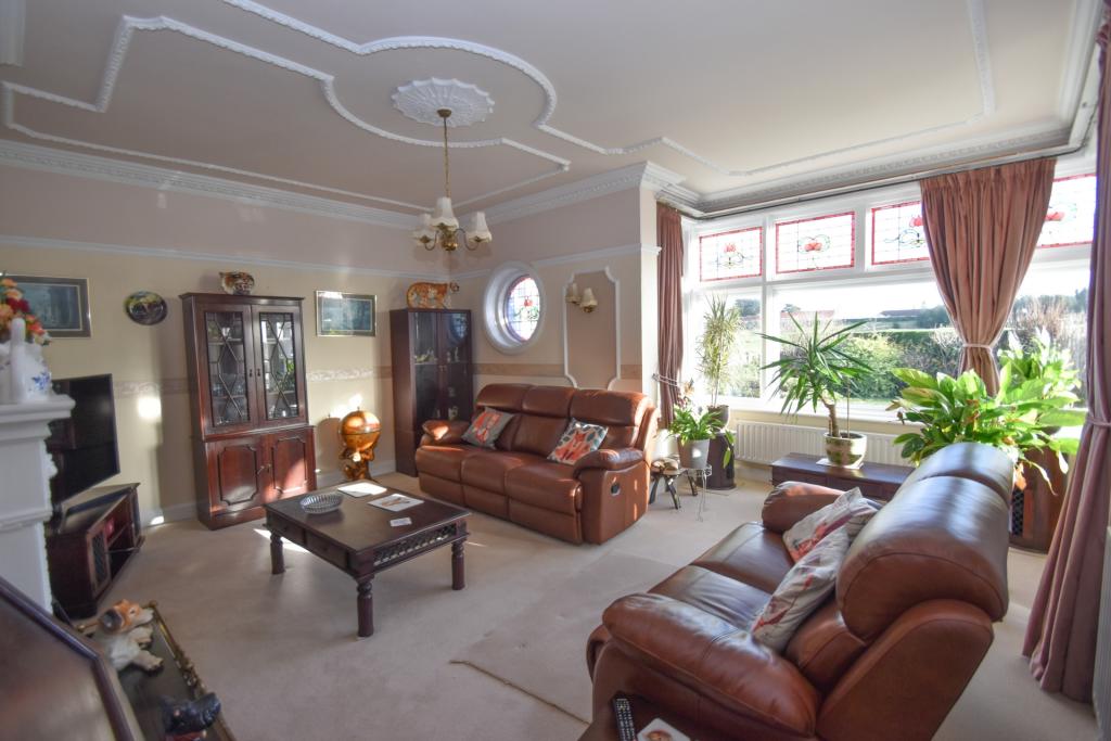 288 Drummond Road photo 5