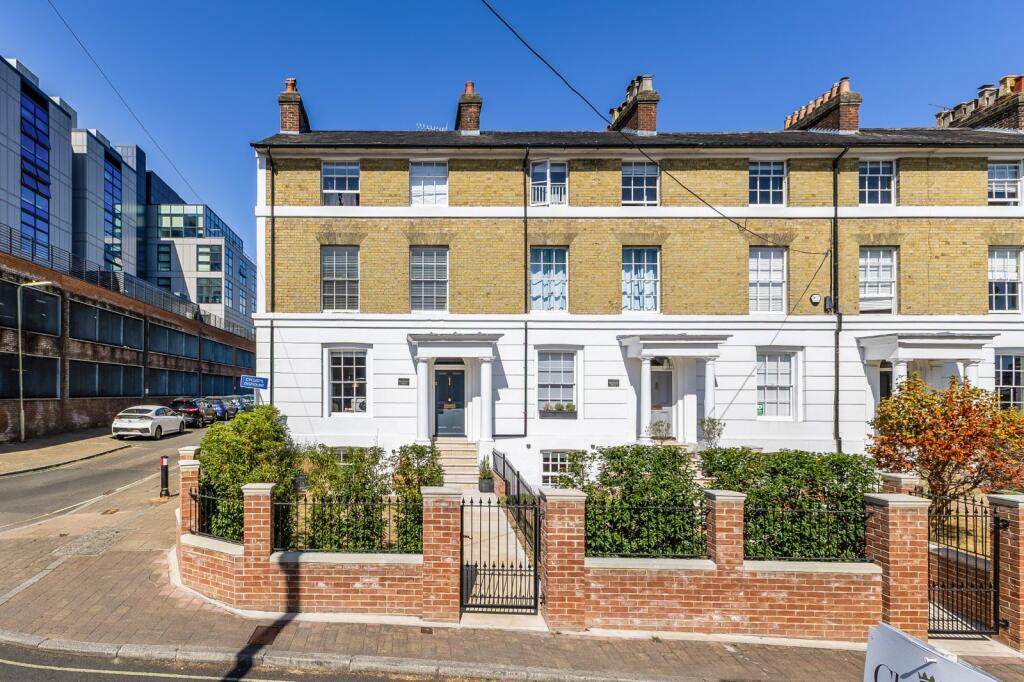 Main image of property: Parmenter House, Tower Street, Winchester, Hampshire, SO23