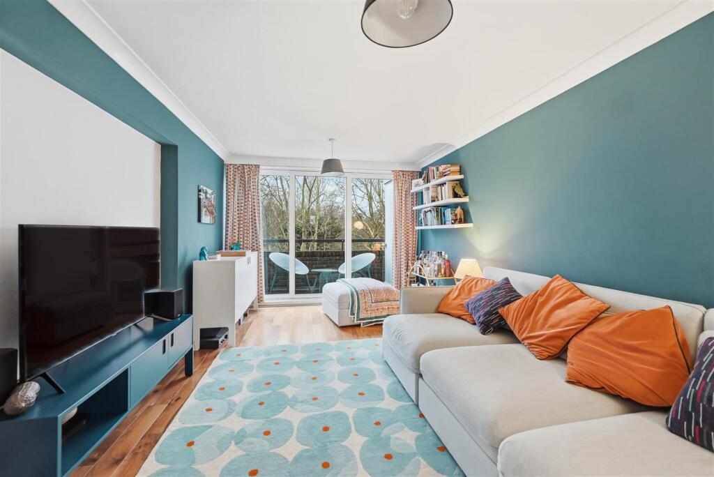 Main image of property: Galba Court, Brentford, TW8