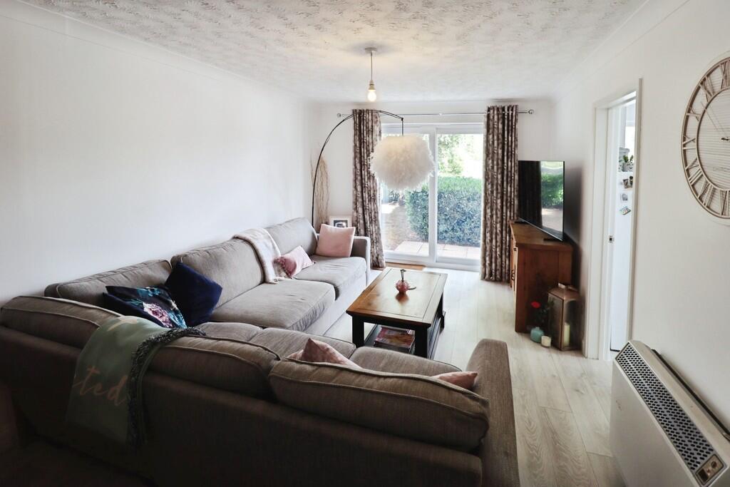 Apartment in Ipswich - View 3