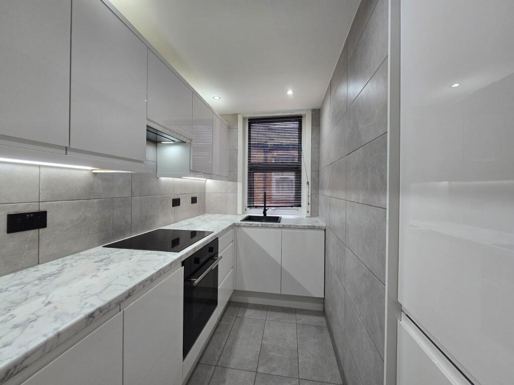 Main image of property: Hillview Gardens, NW4