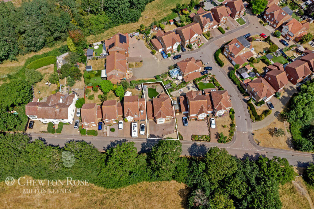 House in Milton Keynes, Tower Gate, Walton - View 4