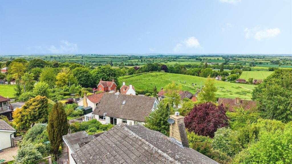 The City, Edington, Westbury photo 3