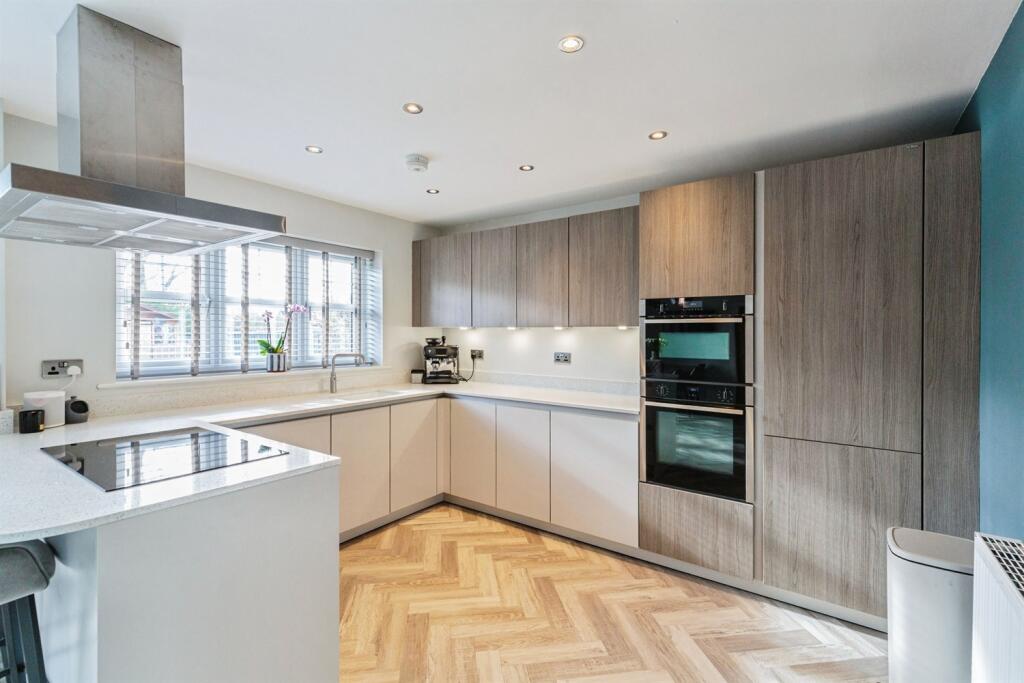 House in Preston - View 4