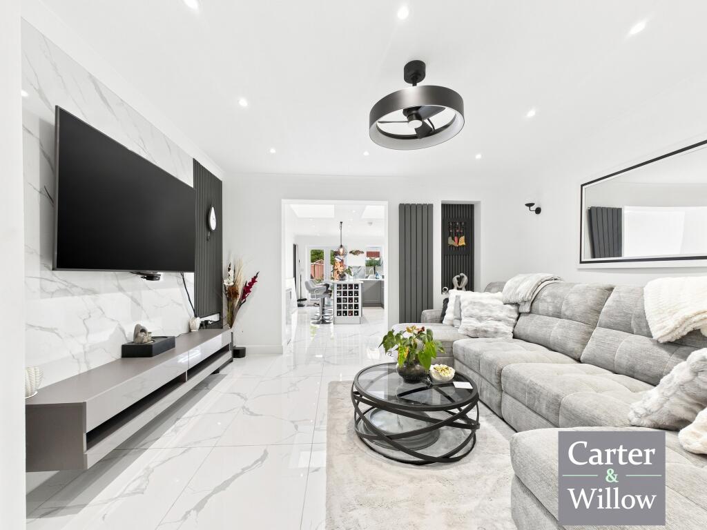 House in Romford - View 2