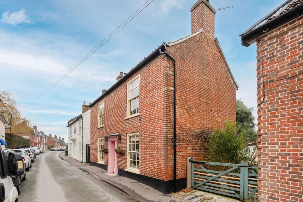 Main image of property: Bond Street, Hingham