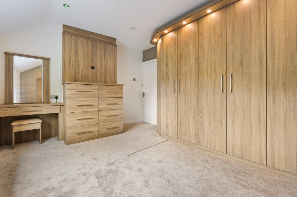 House in Doncaster - View 3