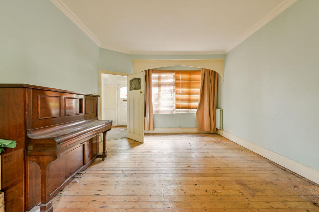 House in London - View 4