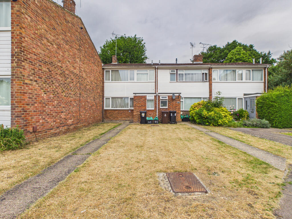 Main image of property: Hanwood Close, Woodley, RG5