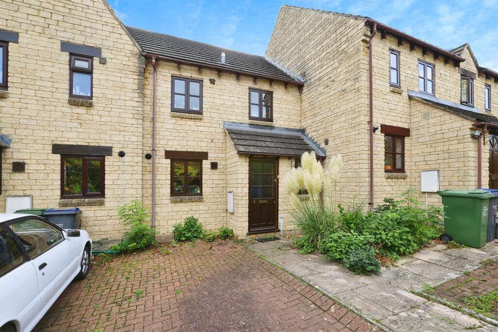 2-bed terraced on Hereford Close, Chippenham, £230,000