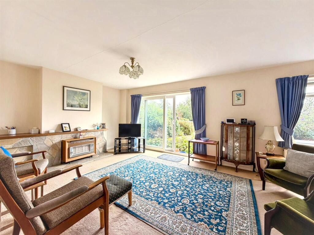 House in Eastbourne, Ratton Village - View 5