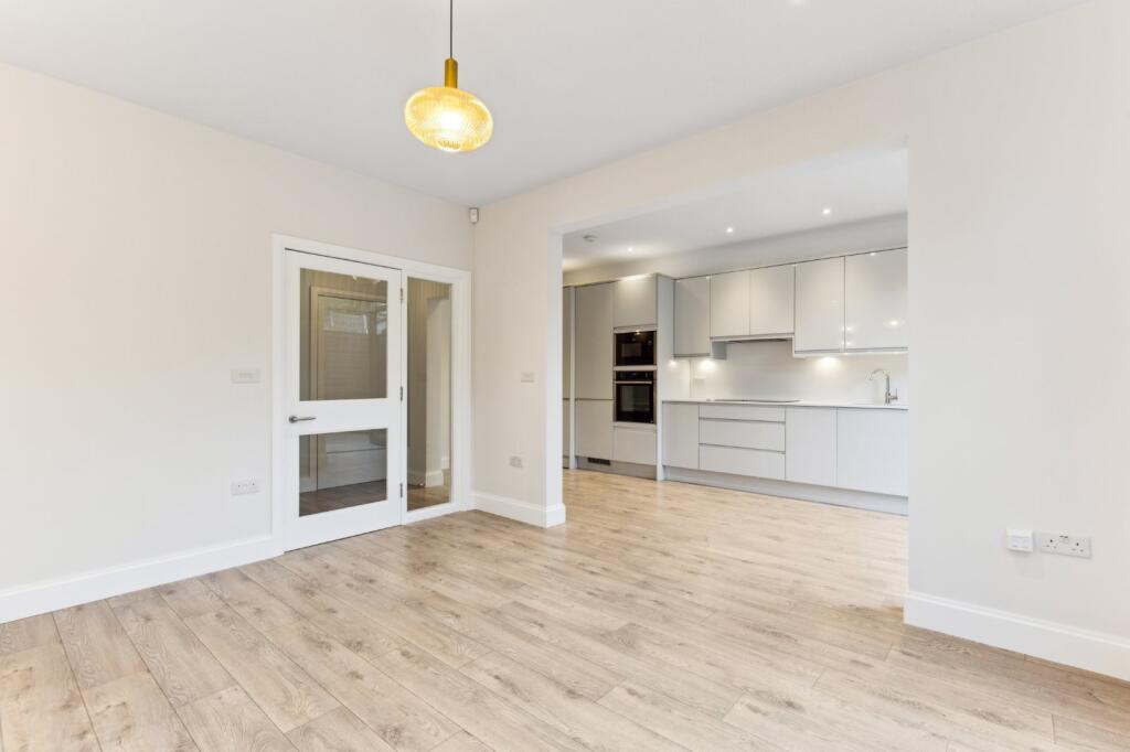 House in London, Kensington - More