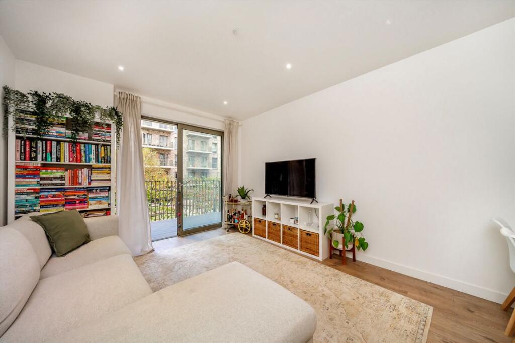 Apartment in London - View 5
