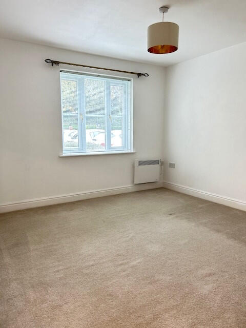 Apartment in Dartford - More