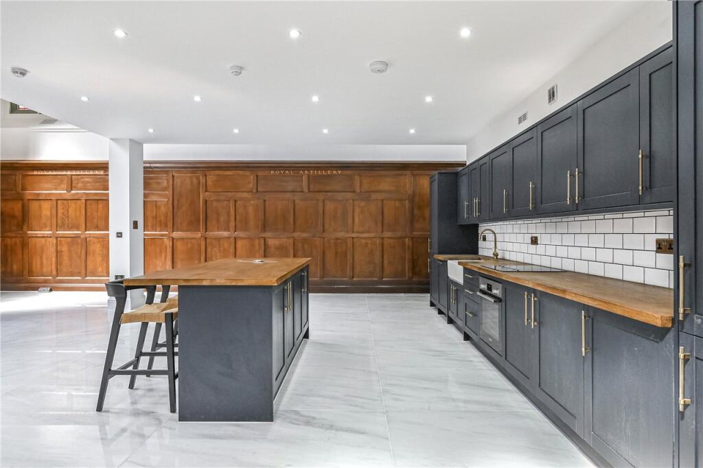 Apartment in London, Royal Borough of Greenwich - View 2