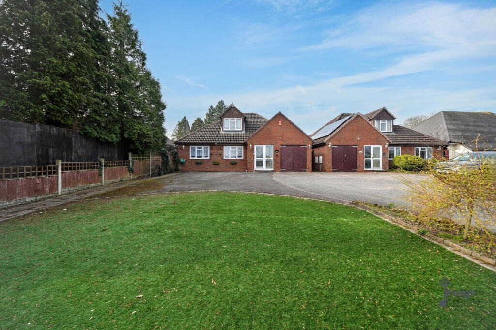Main image of property: Chester Road North, Sutton Coldfield, B73 6RL