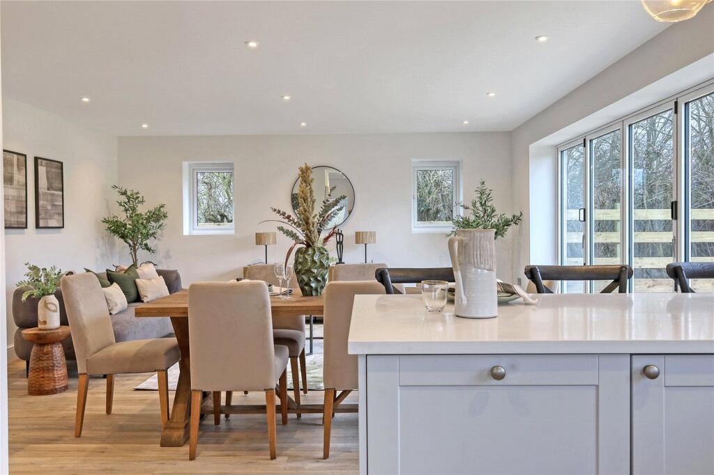 Apple Tree Yard, Fullers End, Elsenham, Bishop's Stortford, CM22 photo 2