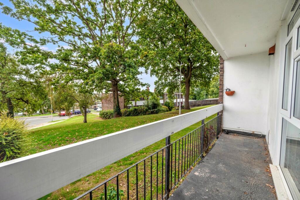 Apartment in Canterbury - View 2
