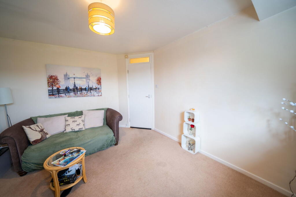 St. James Court, Birstall, Leicester, Leicestershire, LE4 photo 4
