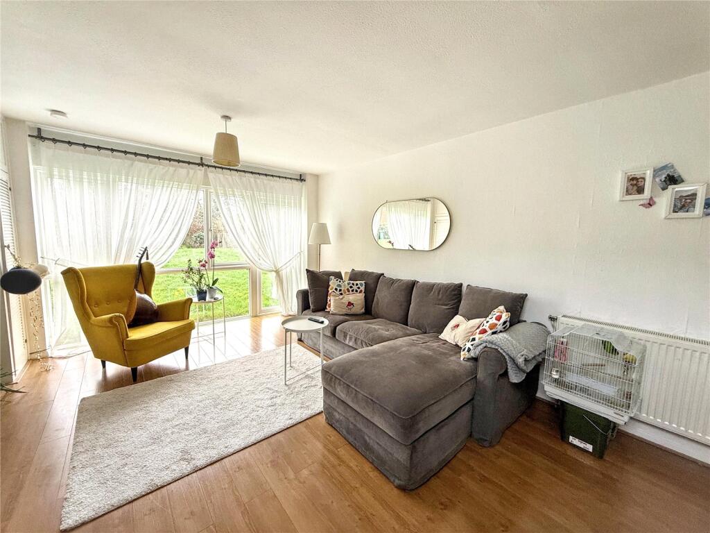 Main image of property: Pine Vale, Prospect Road, New Barnet, Hertfordshire, EN5